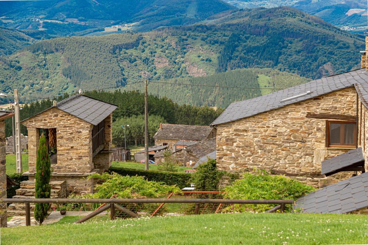 Maison d'hôtes Complejo Rural Lar De Vies à A Pontenova Extérieur photo