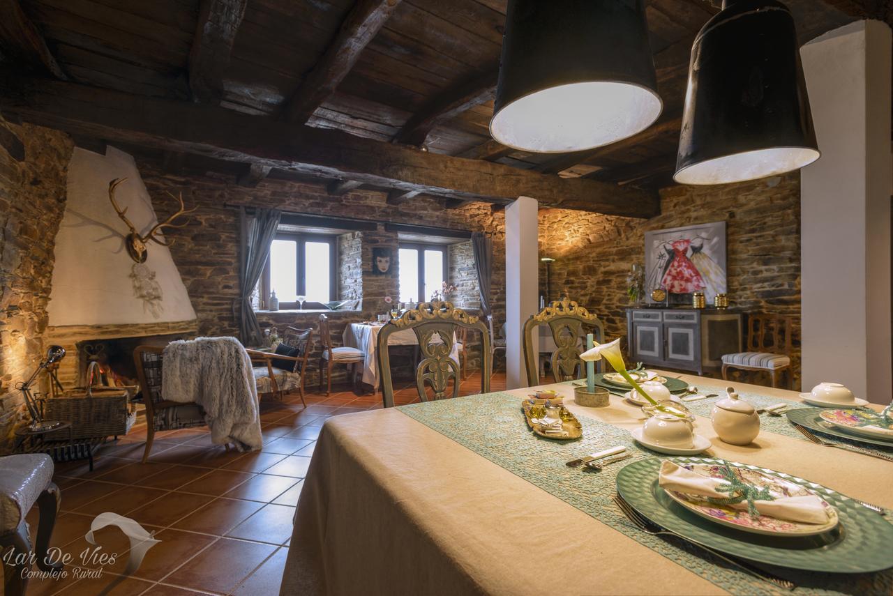 Maison d'hôtes Complejo Rural Lar De Vies à A Pontenova Extérieur photo